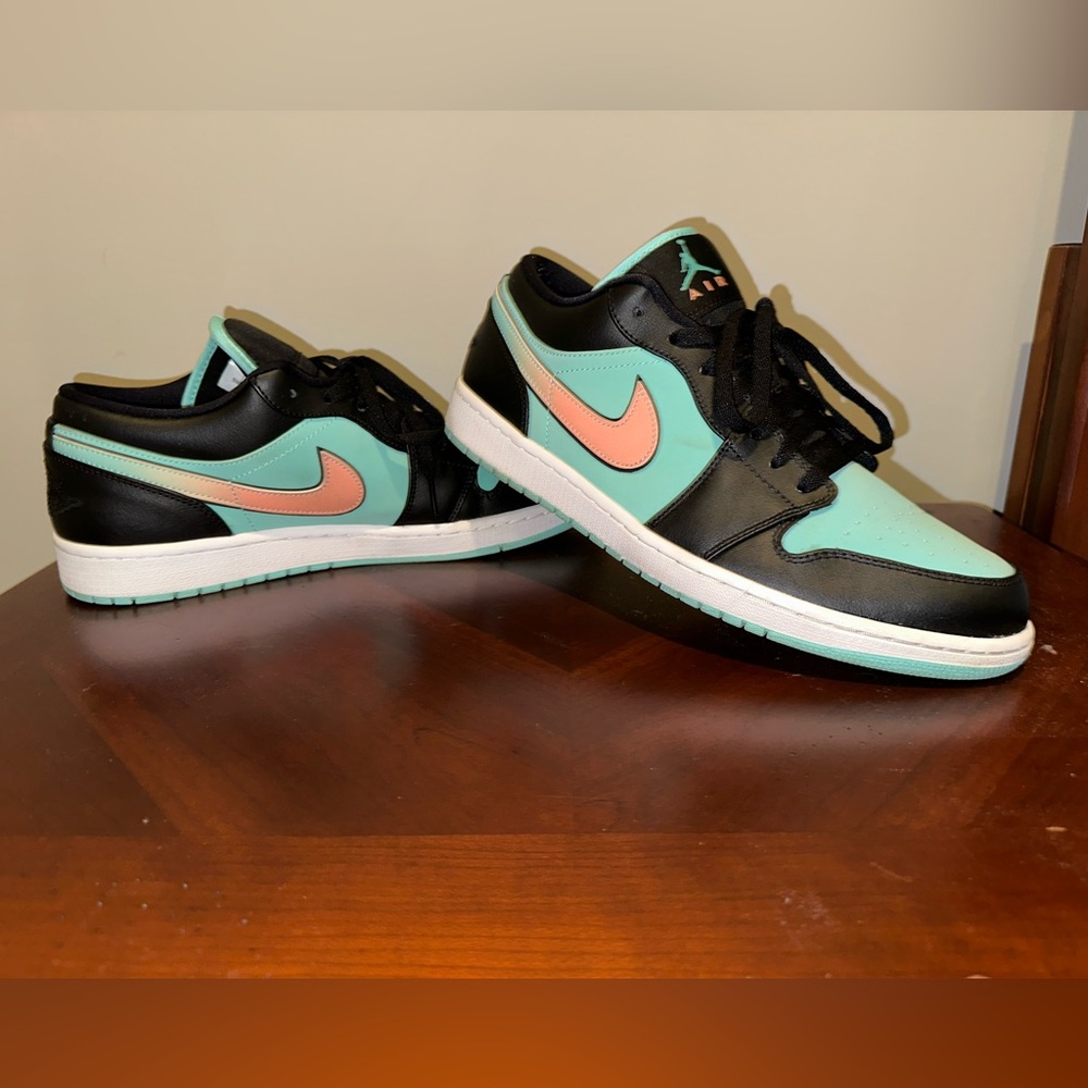 Jordan 1